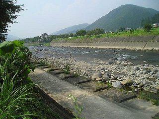 i㗬