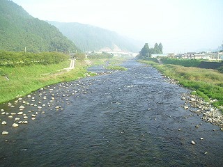 M㗬