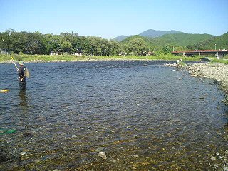 JR勴(㗬)