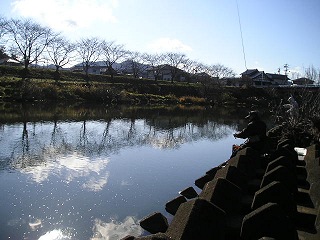 㗬